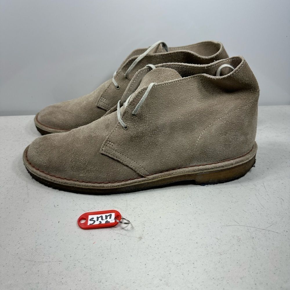 Clarks Original Desert Chukka Men's Size 11 Suede Casual Chukka Boot Creppe Sole